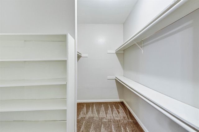 2001 Bering Drive H1, Houston, TX 77057