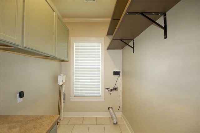 613 N Main Street, Muenster, TX 76252