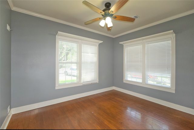 613 N Main Street, Muenster, TX 76252