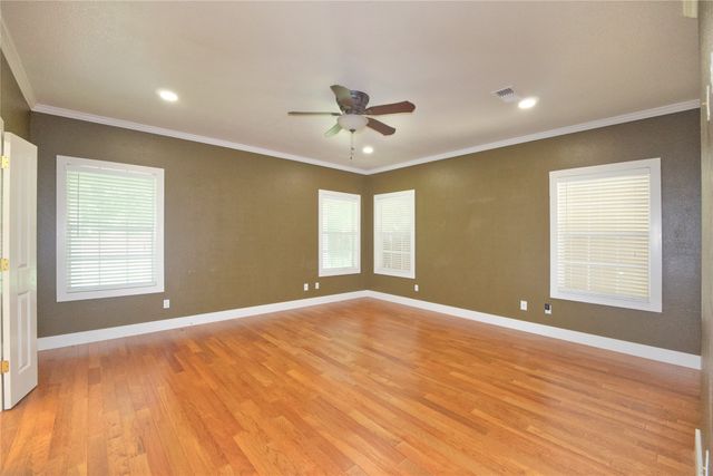 613 N Main Street, Muenster, TX 76252