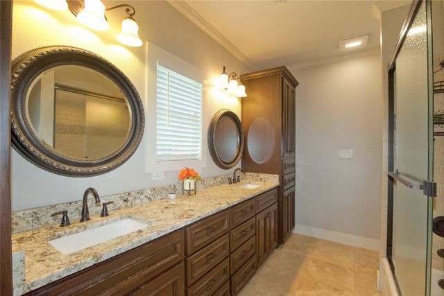 613 N Main Street, Muenster, TX 76252