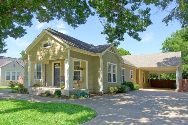 613 N Main Street, Muenster, TX 76252