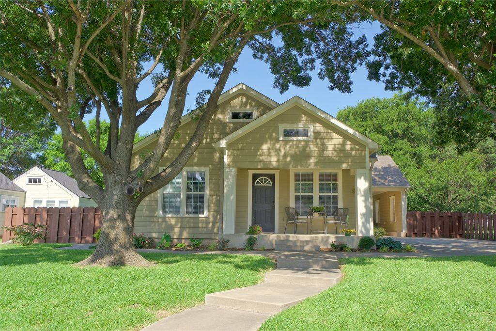 613 N Main Street, Muenster, TX 76252