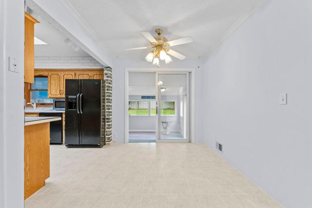 3907 Lakewood Avenue, White Bear Lake, MN 55110