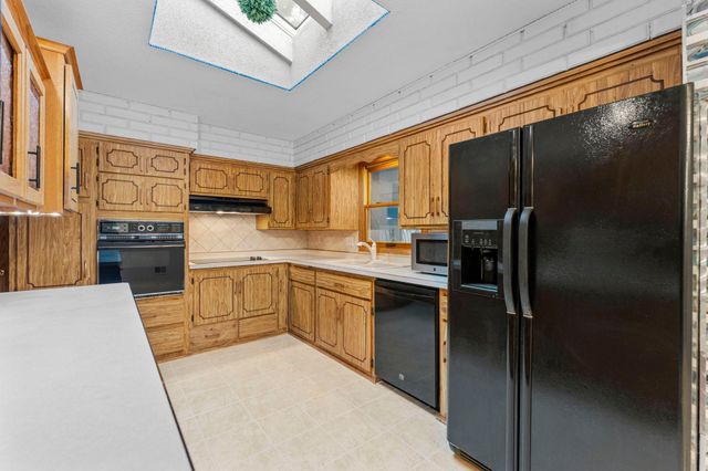 3907 Lakewood Avenue, White Bear Lake, MN 55110