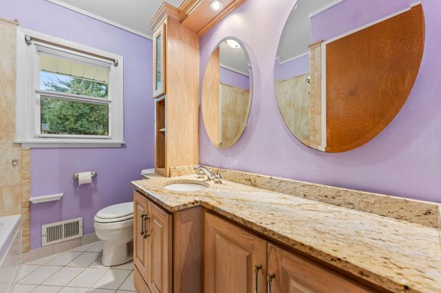 3907 Lakewood Avenue, White Bear Lake, MN 55110