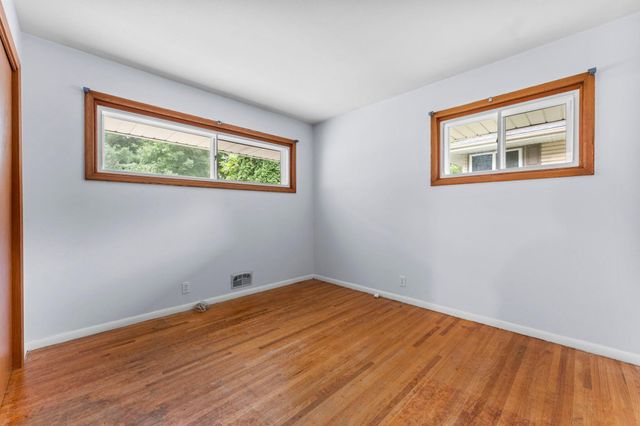 3907 Lakewood Avenue, White Bear Lake, MN 55110