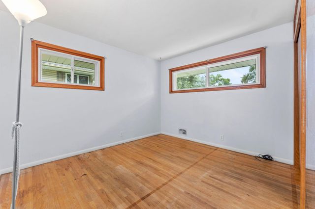 3907 Lakewood Avenue, White Bear Lake, MN 55110