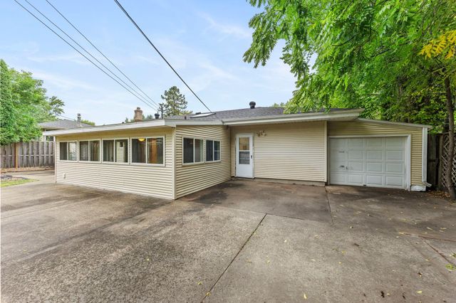 3907 Lakewood Avenue, White Bear Lake, MN 55110