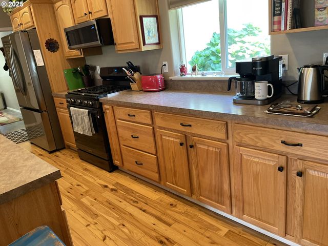 270 Nw BULLDOG Dr, Stevenson, WA 98648