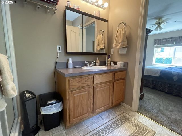 270 Nw BULLDOG Dr, Stevenson, WA 98648