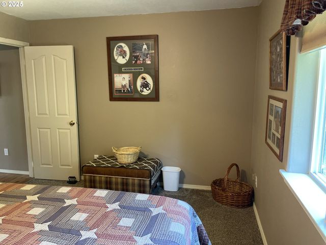 270 Nw BULLDOG Dr, Stevenson, WA 98648