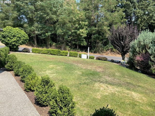 270 Nw BULLDOG Dr, Stevenson, WA 98648