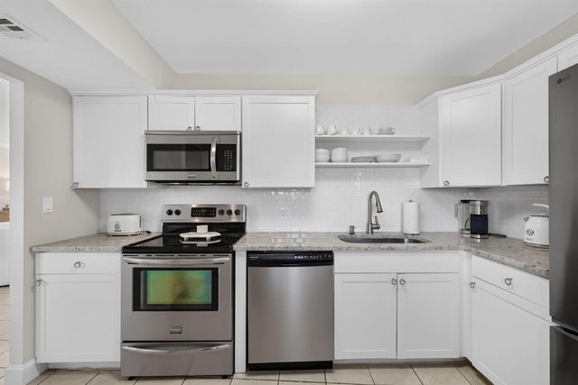 400 Ocean Trail Way 408, Jupiter, FL 33477
