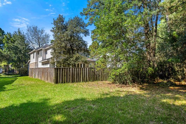 39 S Crisp Morning Circle, The Woodlands, TX 77382