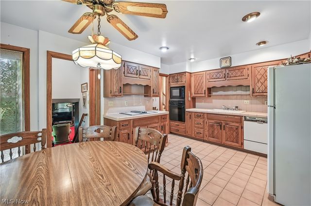 2717 Niles Vienna Road, Niles, OH 44446
