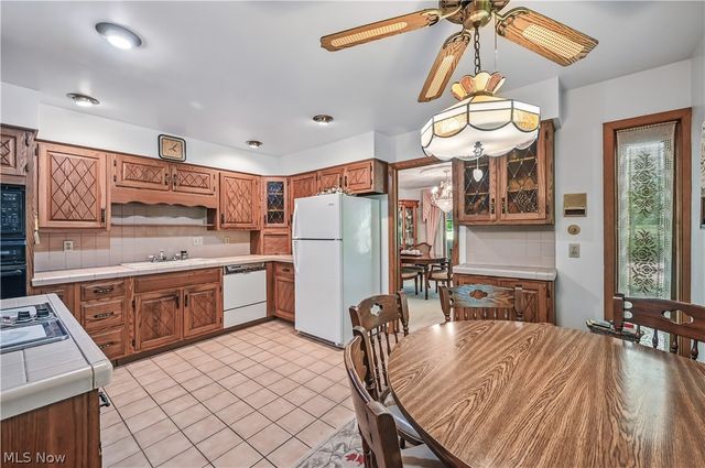 2717 Niles Vienna Road, Niles, OH 44446
