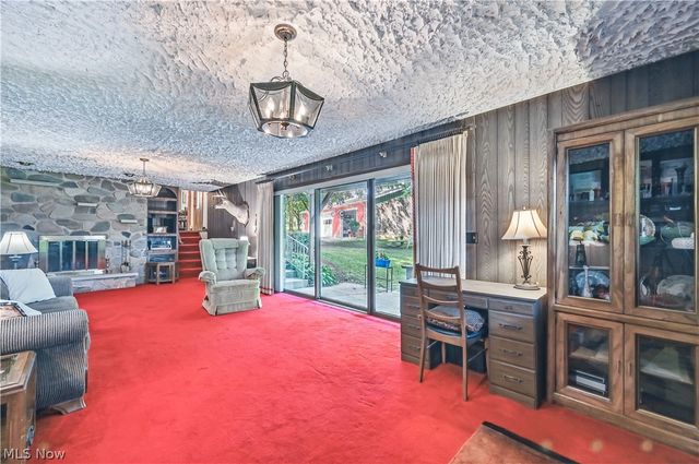 2717 Niles Vienna Road, Niles, OH 44446
