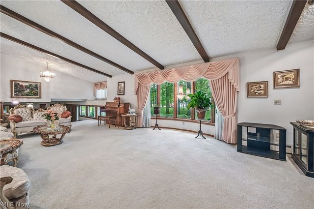 2717 Niles Vienna Road, Niles, OH 44446