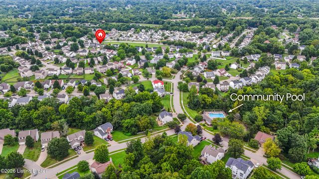 5111 Arbor Oak Ct, Louisville, KY 40229