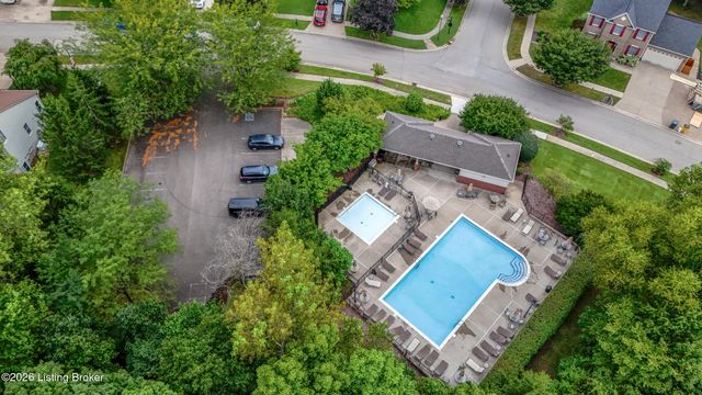 5111 Arbor Oak Ct, Louisville, KY 40229