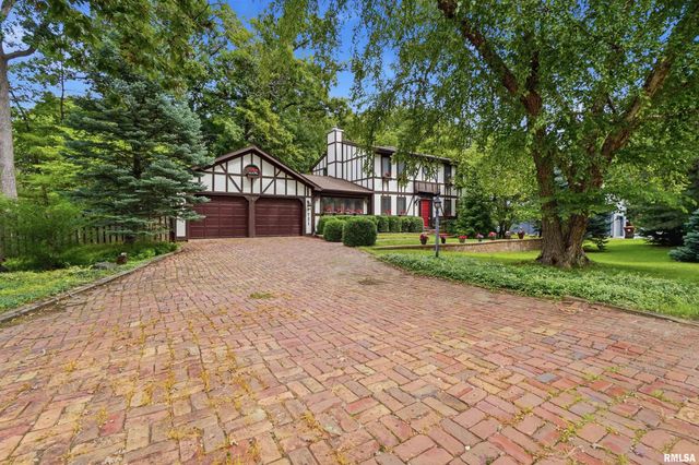 721 W DEERBROOK Drive, Peoria, IL 61615