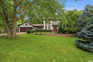 721 W DEERBROOK Drive, Peoria, IL 61615