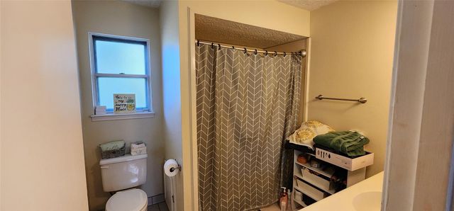 27014 W Jimmy Lane, Montgomery, TX 77385