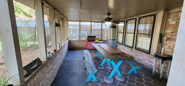 27014 W Jimmy Lane, Montgomery, TX 77385