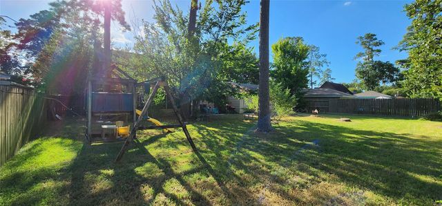 27014 W Jimmy Lane, Montgomery, TX 77385
