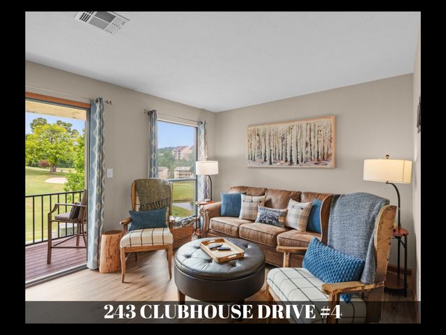 243 Clubhouse Drive 4, Branson, MO 65616