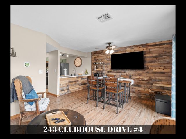 243 Clubhouse Drive 4, Branson, MO 65616
