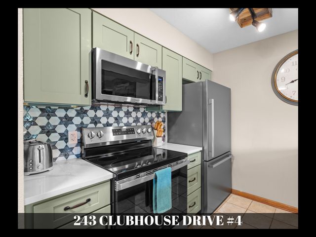 243 Clubhouse Drive 4, Branson, MO 65616