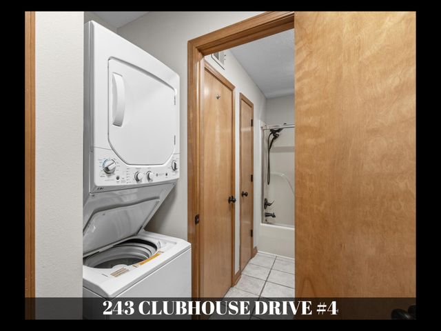 243 Clubhouse Drive 4, Branson, MO 65616