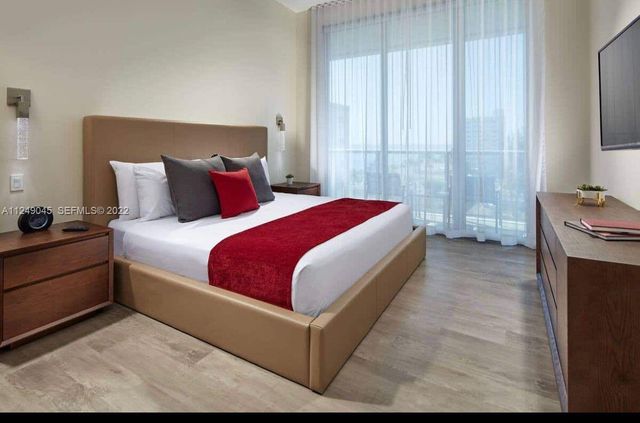 777 N Ocean Drive N323, Hollywood, FL 33019