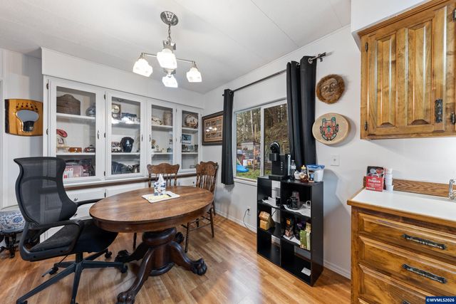 30202 Townsend Rd, Lebanon, OR 97355