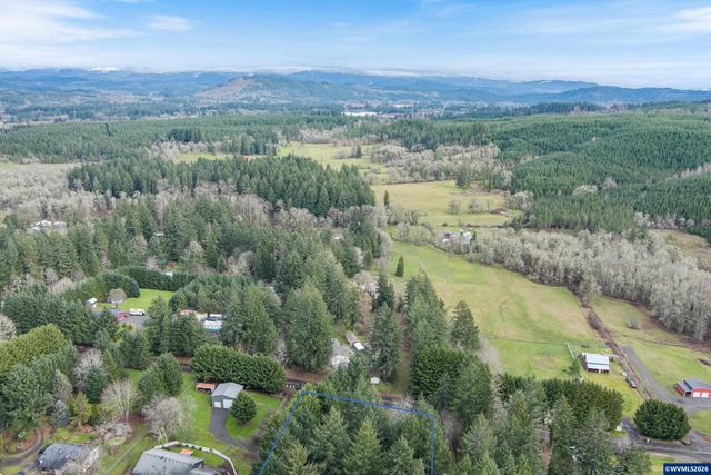 30202 Townsend Rd, Lebanon, OR 97355