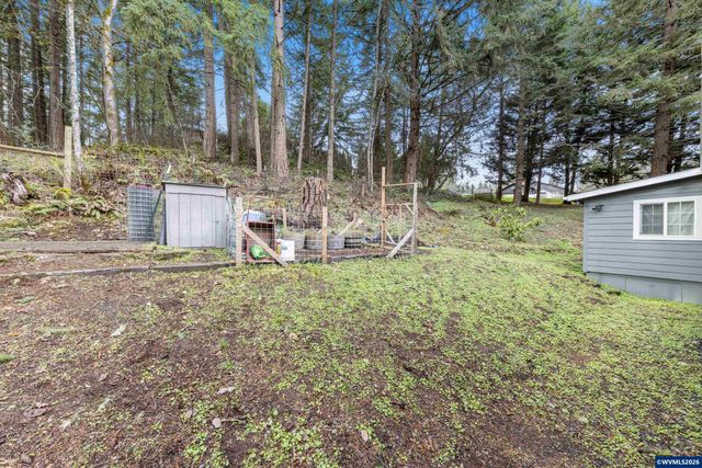 30202 Townsend Rd, Lebanon, OR 97355