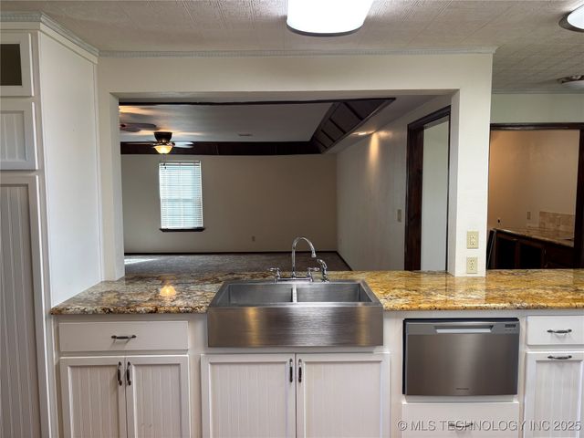 27643 Us Highway 70, Wilson, OK 73463