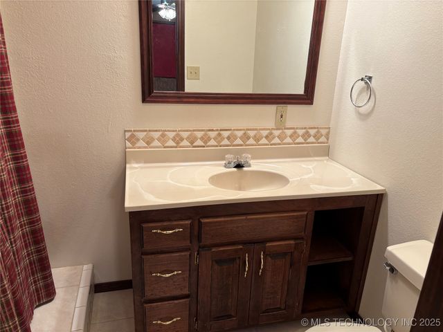 27643 Us Highway 70, Wilson, OK 73463