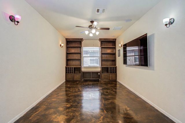 4815 Manila Bay Circle, Baytown, TX 77523