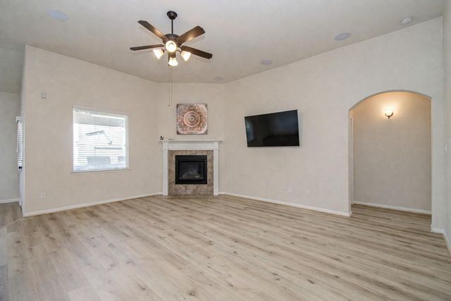 4815 Manila Bay Circle, Baytown, TX 77523