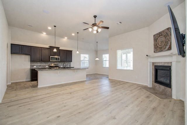 4815 Manila Bay Circle, Baytown, TX 77523