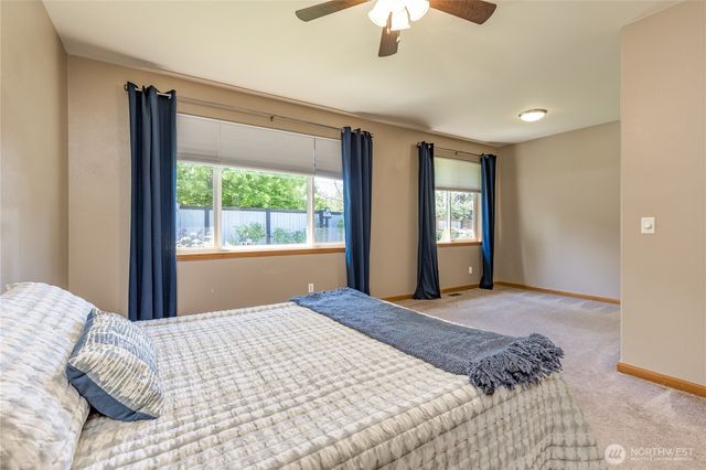 22212 75th Street Ct E, Buckley, WA 98321