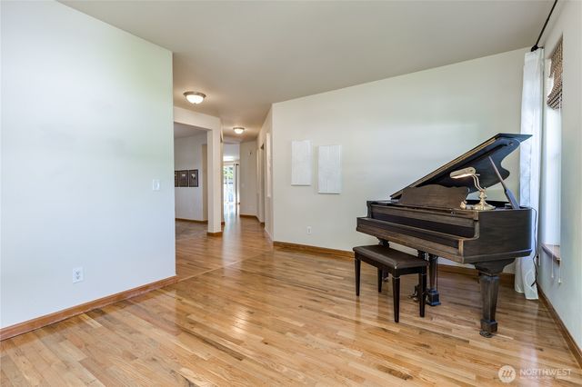 22212 75th Street Ct E, Buckley, WA 98321