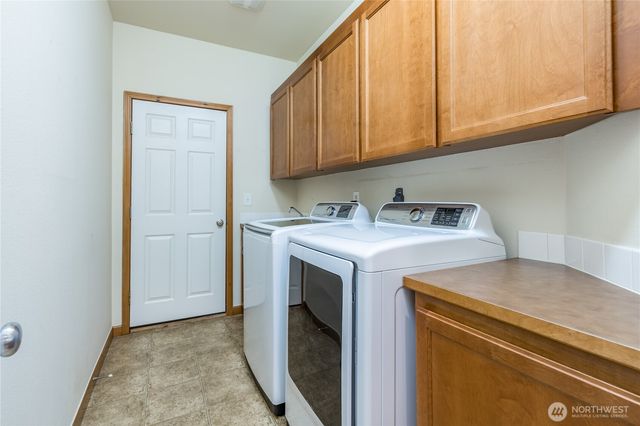 22212 75th Street Ct E, Buckley, WA 98321