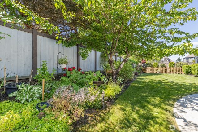 22212 75th Street Ct E, Buckley, WA 98321
