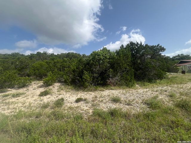 268 SCENIC HILLS DR, Canyon Lake, TX 78133
