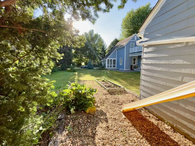 2714 McKinley Street NE, Minneapolis, MN 55418