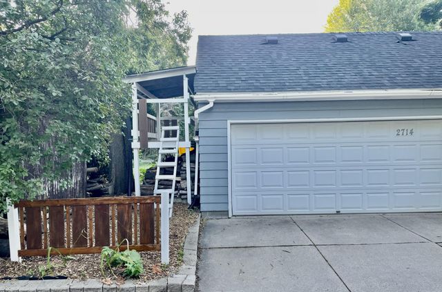 2714 McKinley Street NE, Minneapolis, MN 55418